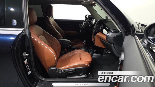 Mini Cooper 2022 — photo 17