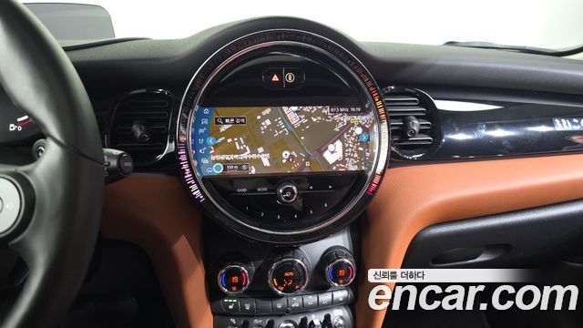 Mini Cooper 2022 — photo 20