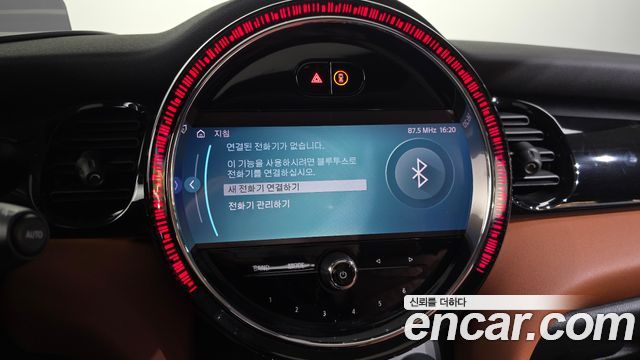 Mini Cooper 2022 — photo 22