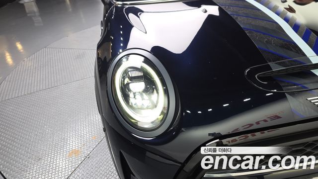 Mini Cooper 2022 — photo 8