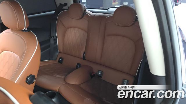 Mini Cooper 2022 — photo 16