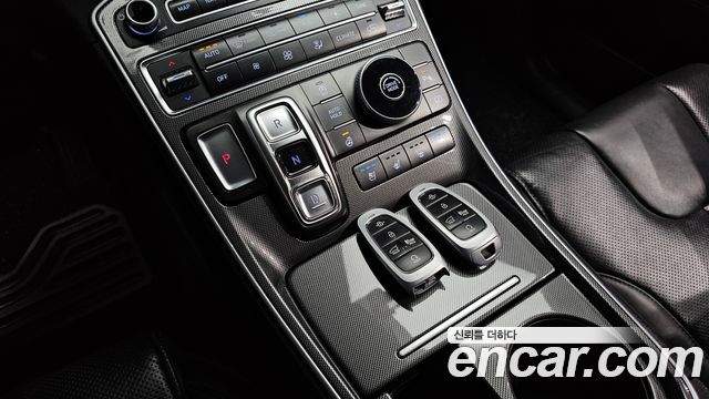 Hyundai Santafe 2021 — photo 12