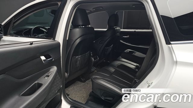 Hyundai Santafe 2021 — photo 18