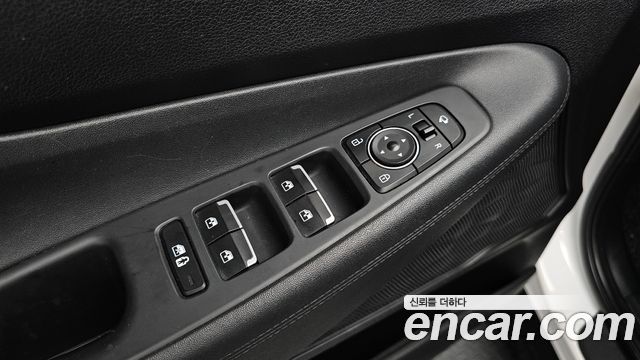 Hyundai Santafe 2021 — photo 23
