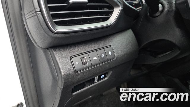 Hyundai Santafe 2021 — photo 24