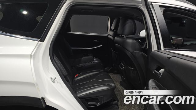 Hyundai Santafe 2021 — photo 16