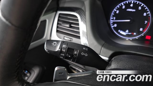 Hyundai Genesis 2015 — photo 26