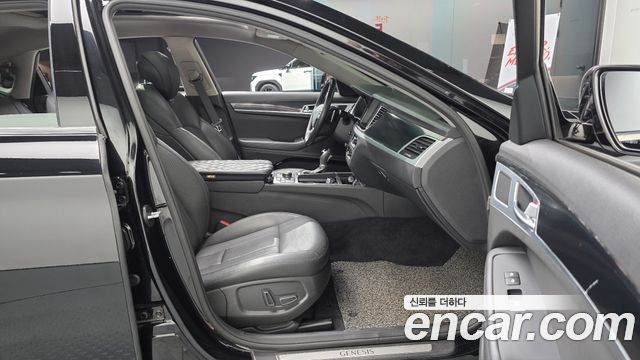 Hyundai Genesis 2015 — photo 16