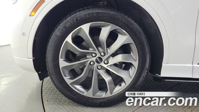 Lincoln Aviator 2021 — photo 5