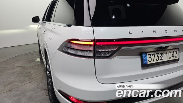 Lincoln Aviator 2021 — photo 9