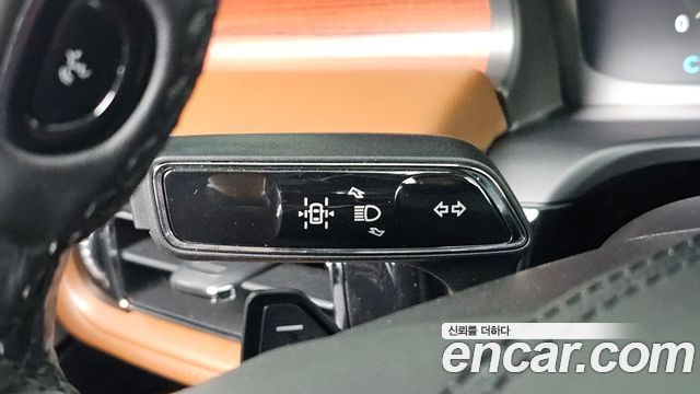 Lincoln Aviator 2021 — photo 28