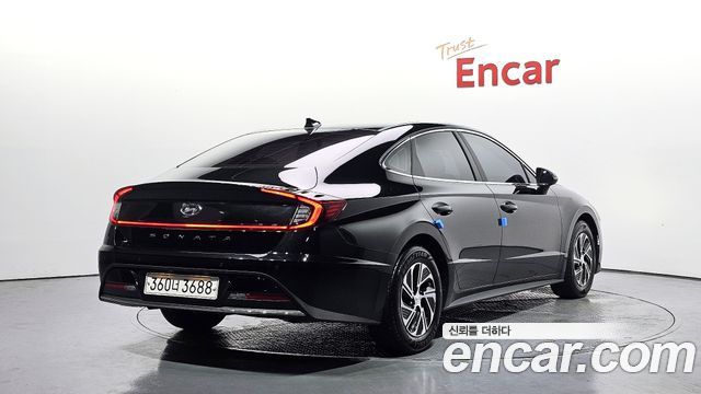 Hyundai Sonata 2022 — photo 2