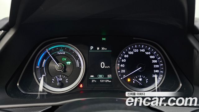 Hyundai Sonata 2022 — photo 11