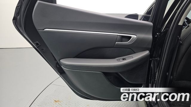 Hyundai Sonata 2022 — photo 15
