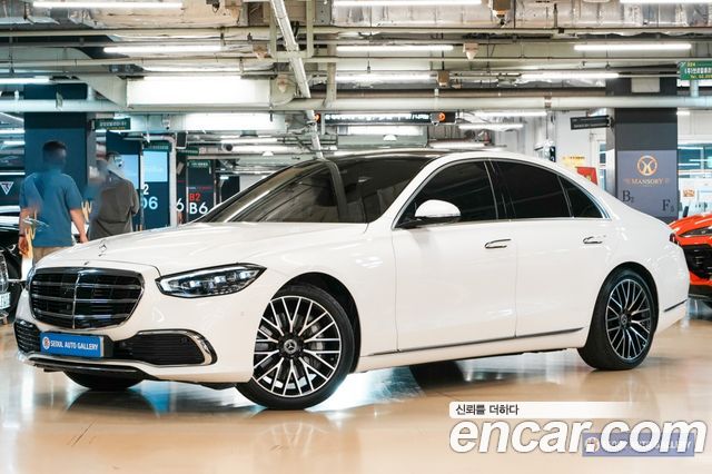 Mercedes-Benz S-Class 2021 — photo 1