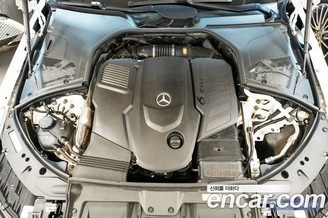 Mercedes-Benz S-Class 2021 — photo 6
