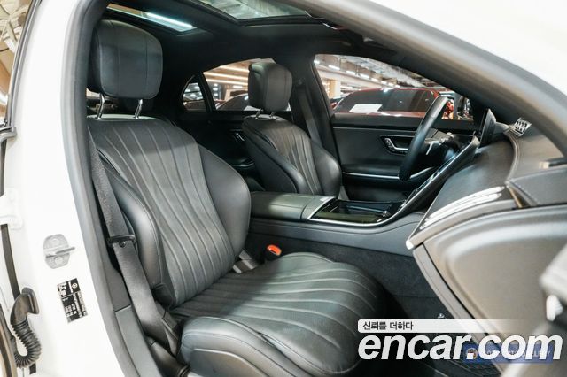 Mercedes-Benz S-Class 2021 — photo 11