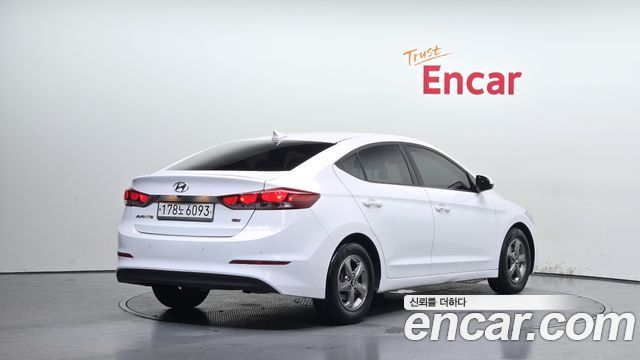 Hyundai AVANTE 2016 — photo 2