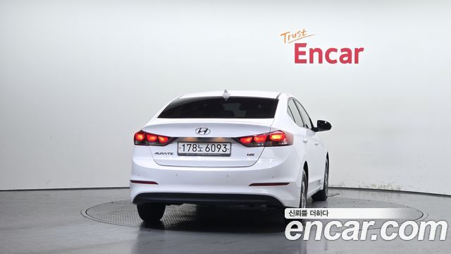 Hyundai AVANTE 2016 — photo 4