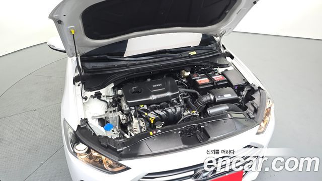 Hyundai AVANTE 2016 — photo 6