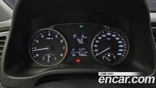 Hyundai AVANTE 2016 — photo 8