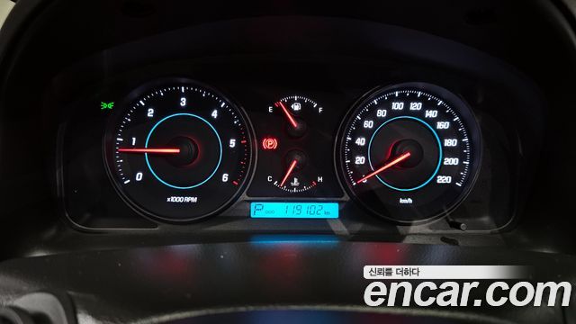 Chevrolet Korea Captiva 2012 — photo 8
