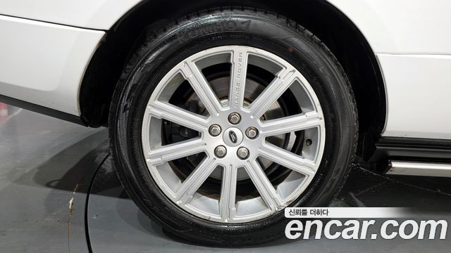 Land Rover Range Rover 2011 — photo 5