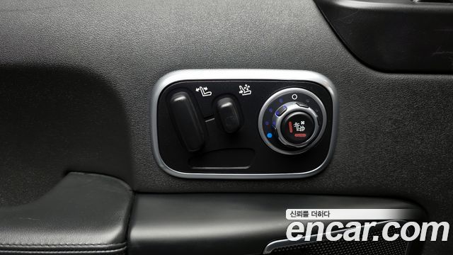 Land Rover Range Rover 2011 — photo 18