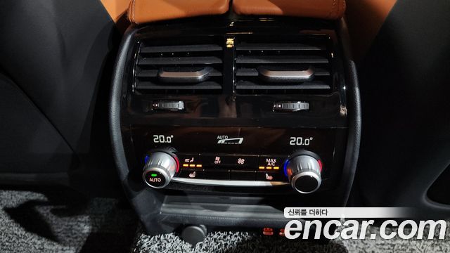 BMW M5 2020 — photo 32