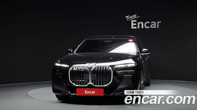 BMW 7-Series 2024 — photo 3