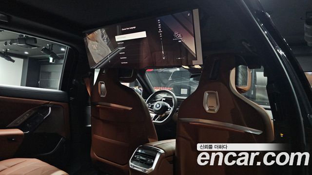 BMW 7-Series 2024 — photo 24