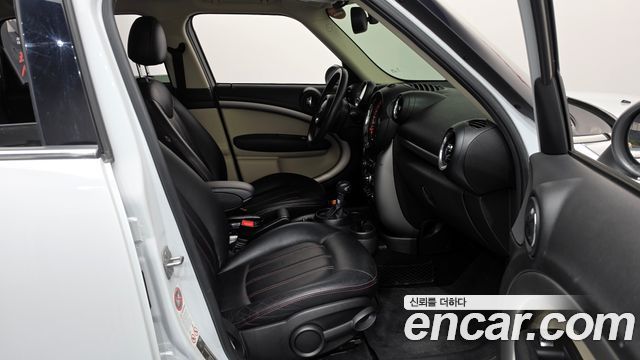 Mini Countryman 2015 — photo 11