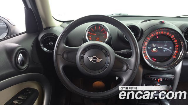 Mini Countryman 2015 — photo 13