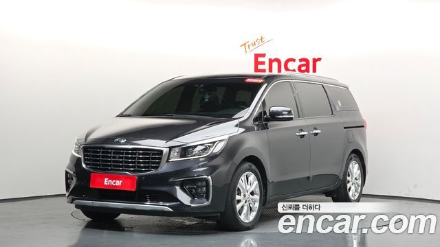Kia Canival 2019 — photo 1