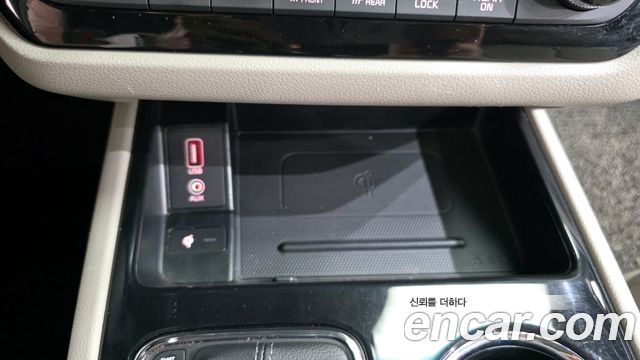 Kia Canival 2019 — photo 18