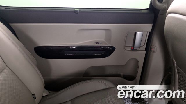 Kia Canival 2019 — photo 15
