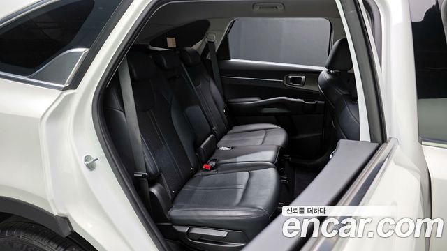 Kia Sorento 2021 — photo 17