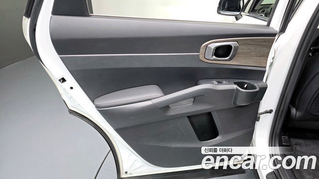 Kia Sorento 2021 — photo 15