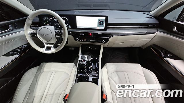 Kia K5 2025 — photo 10