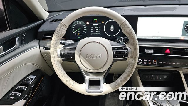 Kia K5 2025 — photo 18