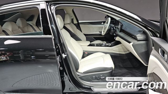 Kia K5 2025 — photo 16