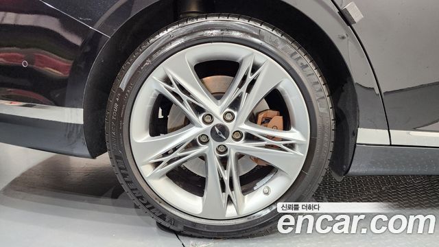 Genesis G90 2023 — photo 5