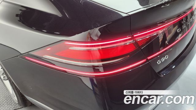 Genesis G90 2023 — photo 9