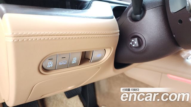 Genesis G90 2023 — photo 28