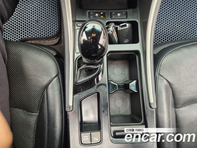 Hyundai Sonata 2013 — photo 15