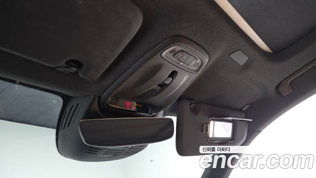 Volvo XC40 2021 — photo 25