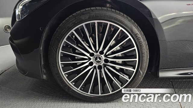 Mercedes-Benz CLE-Class 2026 — photo 5