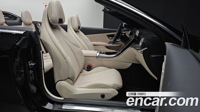 Mercedes-Benz CLE-Class 2026 — photo 13