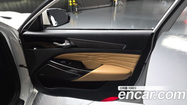 Kia K7 2020 — photo 14