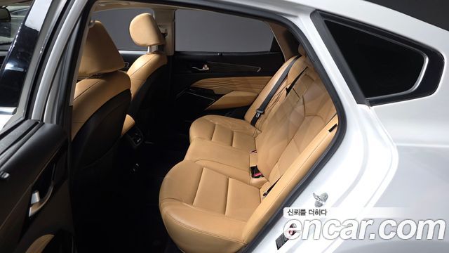 Kia K7 2020 — photo 16